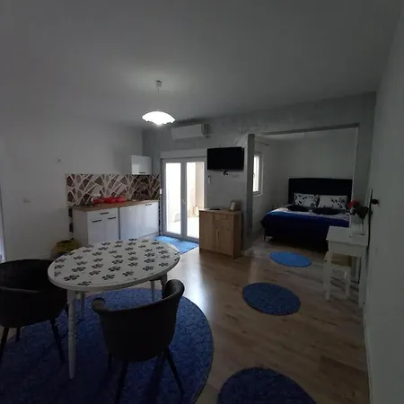 Apartman Nena 101 Апартаменты *